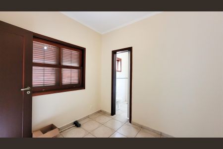 Casa de condomínio para alugar com 350m², 7 quartos e 4 vagasQuarto de Serviço