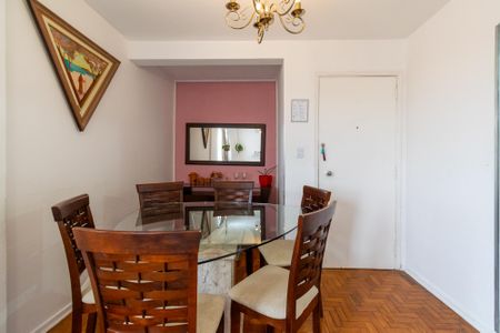 Sala de apartamento à venda com 2 quartos, 69m² em Vila Alexandria, São Paulo