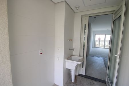 Apartamento à venda com 106m², 2 quartos e 1 vagaÁrea de Serviço
