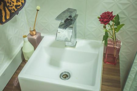 Apartamento à venda com 46m², 2 quartos e sem vaga Apartamento à venda com 46m², 2 quartos e sem vagaBanheiro