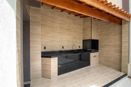 Casa à venda com 211m², 3 quartos e 4 vagas