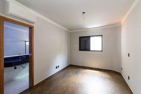 Casa à venda com 211m², 3 quartos e 4 vagas