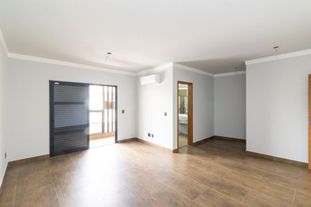 Casa à venda com 211m², 3 quartos e 4 vagas