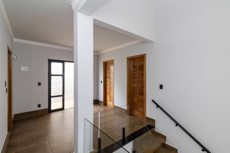 Casa à venda com 211m², 3 quartos e 4 vagas