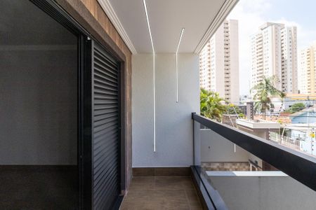 Casa à venda com 211m², 3 quartos e 4 vagas