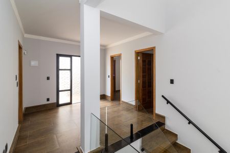 Casa à venda com 211m², 3 quartos e 4 vagas