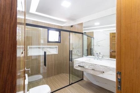 Casa à venda com 211m², 3 quartos e 4 vagas