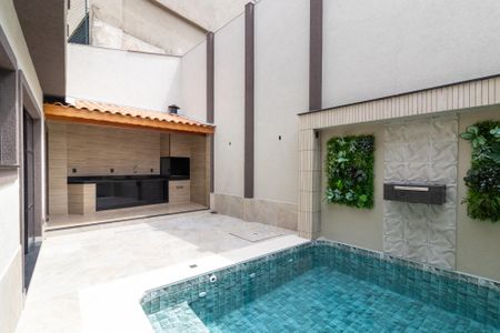 Casa à venda com 211m², 3 quartos e 4 vagas