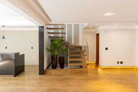 Casa à venda com 211m², 3 quartos e 4 vagas