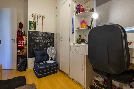 Apartamento à venda com 93m², 3 quartos e 2 vagasQuarto 3