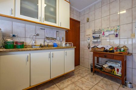 Apartamento à venda com 93m², 3 quartos e 2 vagasCozinha