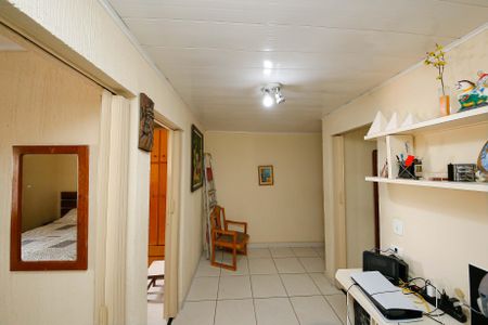Casa à venda com 89m², 3 quartos e 3 vagas Casa à venda com 89m², 3 quartos e 3 vagasEscritório