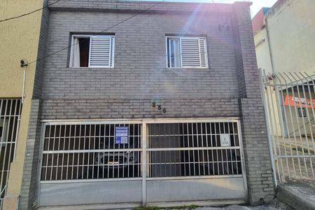 Casa à venda com 89m², 3 quartos e 3 vagas Casa à venda com 89m², 3 quartos e 3 vagasFachada e placa