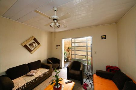 Casa à venda com 89m², 3 quartos e 3 vagas Casa à venda com 89m², 3 quartos e 3 vagasSala