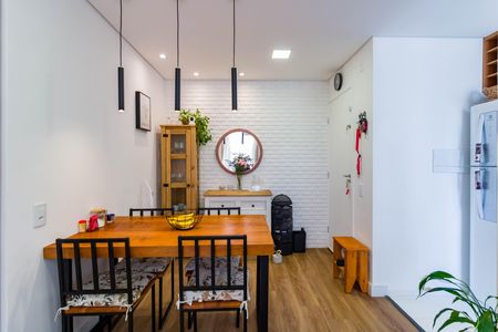 Apartamento para alugar com 42m², 2 quartos e sem vaga Apartamento para alugar com 42m², 2 quartos e sem vagaSala