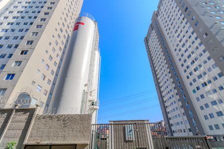 Apartamento para alugar com 42m², 2 quartos e sem vaga Apartamento para alugar com 42m², 2 quartos e sem vagaFachada