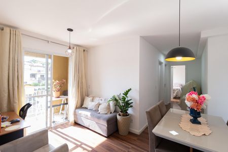 Apartamento à venda com 57m², 2 quartos e 1 vagaSala