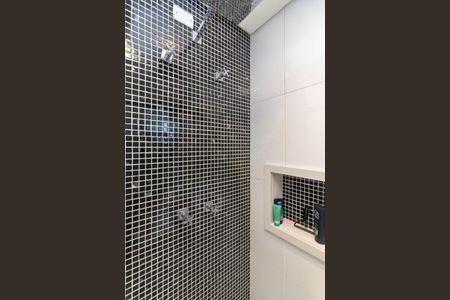 Casa à venda com 391m², 3 quartos e 5 vagasBanheiro da Suíte 2