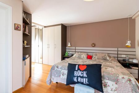 Casa à venda com 391m², 3 quartos e 5 vagasSuíte 1