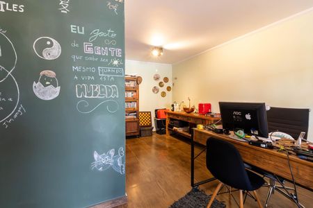 Casa à venda com 391m², 3 quartos e 5 vagasEscritório