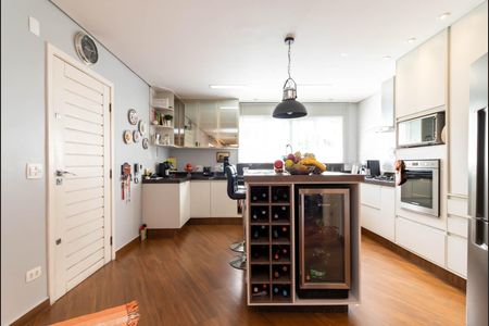 Casa à venda com 391m², 3 quartos e 5 vagasCozinha