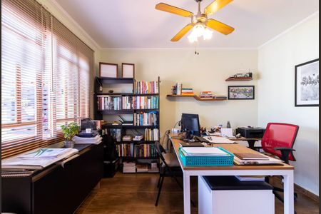 Casa à venda com 391m², 3 quartos e 5 vagasEscritório