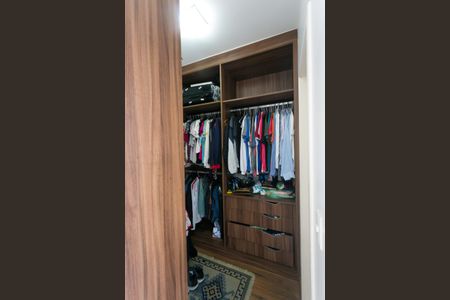 Apartamento à venda com 84m², 2 quartos e 2 vagasCloset da suíte