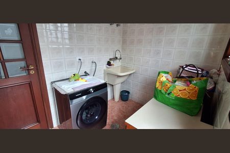 Casa à venda com 350m², 4 quartos e 4 vagasÁrea de Serviço