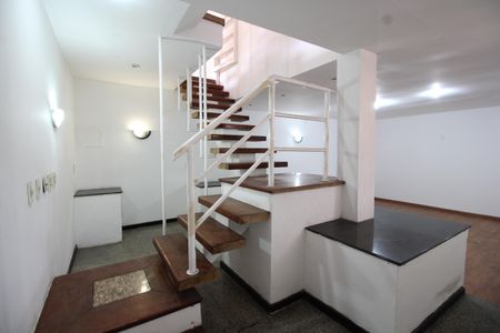 Casa de condomínio à venda com 467m², 6 quartos e 4 vagasSala 3