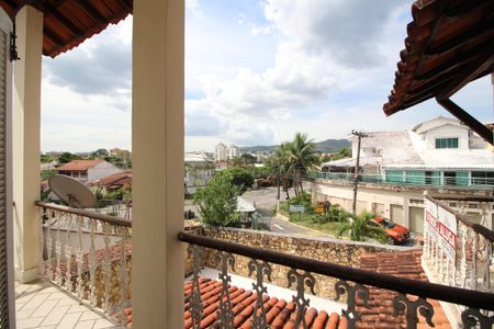 Casa de condomínio à venda com 467m², 6 quartos e 4 vagasQuarto 5 - Varanda/Vista da Suíte