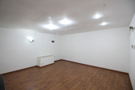 Casa de condomínio à venda com 467m², 6 quartos e 4 vagasSala 3