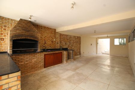 Casa de condomínio à venda com 467m², 6 quartos e 4 vagasChurrasqueira