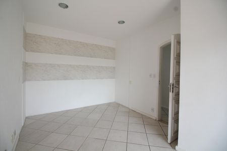 Casa de condomínio à venda com 467m², 6 quartos e 4 vagasQuarto 4 - Suíte