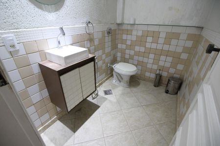 Casa de condomínio à venda com 467m², 6 quartos e 4 vagasLavabo 1