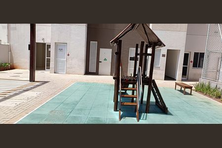 Apartamento à venda com 44m², 2 quartos e 1 vaga Apartamento à venda com 44m², 2 quartos e 1 vagaÁrea comum - Playground