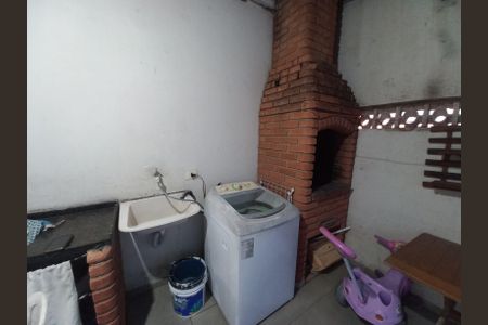Apartamento para alugar com 0m², 2 quartos e 1 vagaÁrea de Serviço