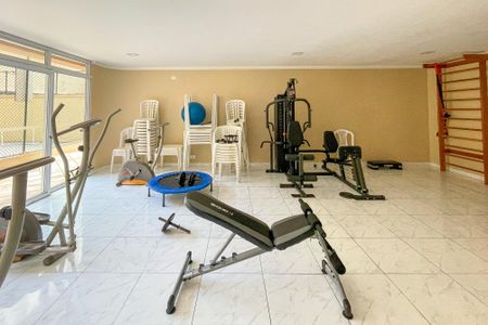 Apartamento para alugar com 113m², 2 quartos e 1 vaga Apartamento para alugar com 113m², 2 quartos e 1 vagaÁrea comum - Academia