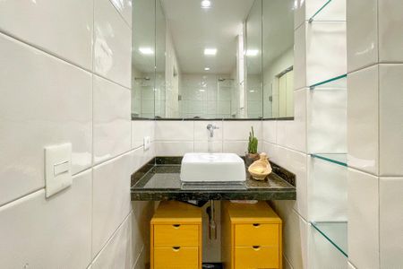 Apartamento para alugar com 113m², 2 quartos e 1 vaga Apartamento para alugar com 113m², 2 quartos e 1 vagaBanheiro