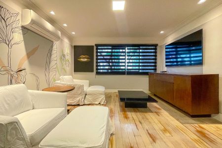 Apartamento para alugar com 113m², 2 quartos e 1 vaga Apartamento para alugar com 113m², 2 quartos e 1 vagaSala