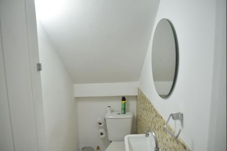 Casa à venda com 380m², 5 quartos e 2 vagasLavabo 2