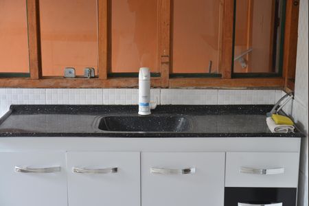 Casa à venda com 380m², 5 quartos e 2 vagascozinha 2