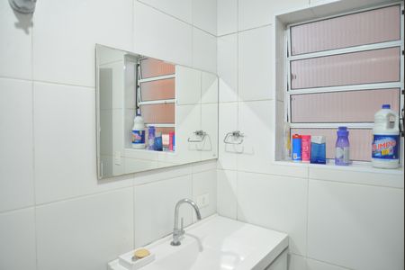 Casa à venda com 380m², 5 quartos e 2 vagasBanheiro 4