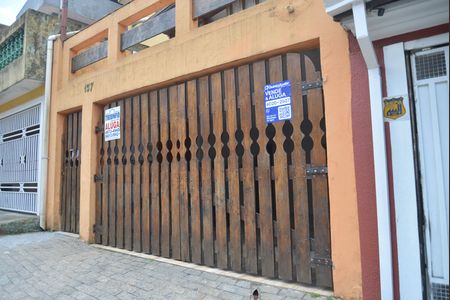 Casa à venda com 380m², 5 quartos e 2 vagasFachada
