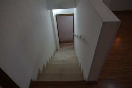 Casa à venda com 380m², 5 quartos e 2 vagasCorredor