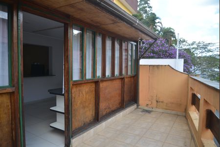 Casa à venda com 380m², 5 quartos e 2 vagasÁrea de Serviço