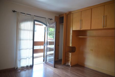 Casa à venda com 380m², 5 quartos e 2 vagasQuarto 4