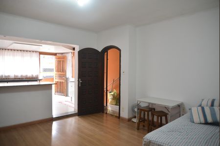 Casa à venda com 380m², 5 quartos e 2 vagasQuarto 5