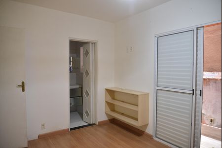 Casa à venda com 380m², 5 quartos e 2 vagasQuarto 7