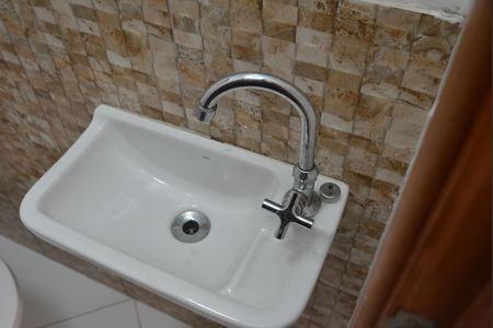 Casa à venda com 380m², 5 quartos e 2 vagasBanheiro 2