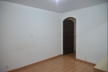 Casa à venda com 380m², 5 quartos e 2 vagasQuarto 6